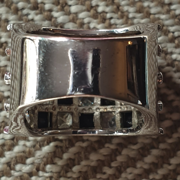 Statement Cocktail Ring. Checkerboard Black and Clear Stones. Apx. Size 5.5 - Picture 6 of 13
